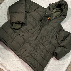 ❄️WINTER COAT 🧥 Ozark Trail Dark Green Mid-Length Puffer